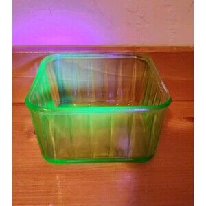 Vintage Uranium Depression Glass Baking Dish Refrigerator Anchor Hocking Square